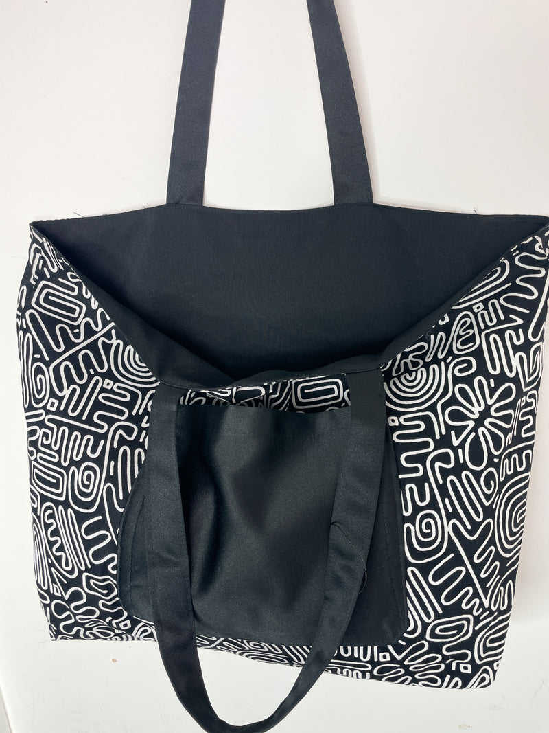 Abu Ankara Tote Bag